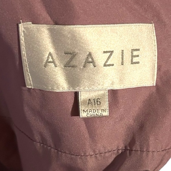 Azazie ~ Size A16 - Picture 2 of 4